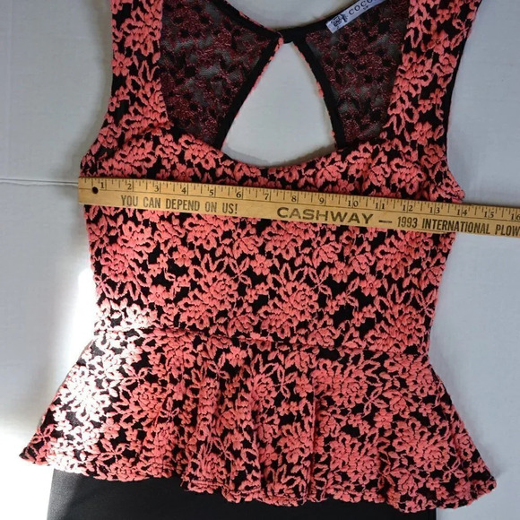 Coco & Tashi Tiered dress - Picture 6 of 8